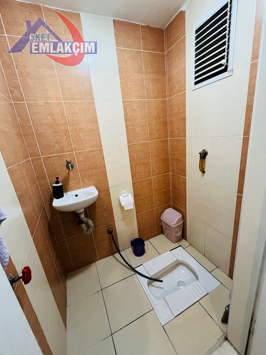 BAĞLIK O.OĞUZ ORTA OKULU YANI 3+1 10YILLIK CAZİP D