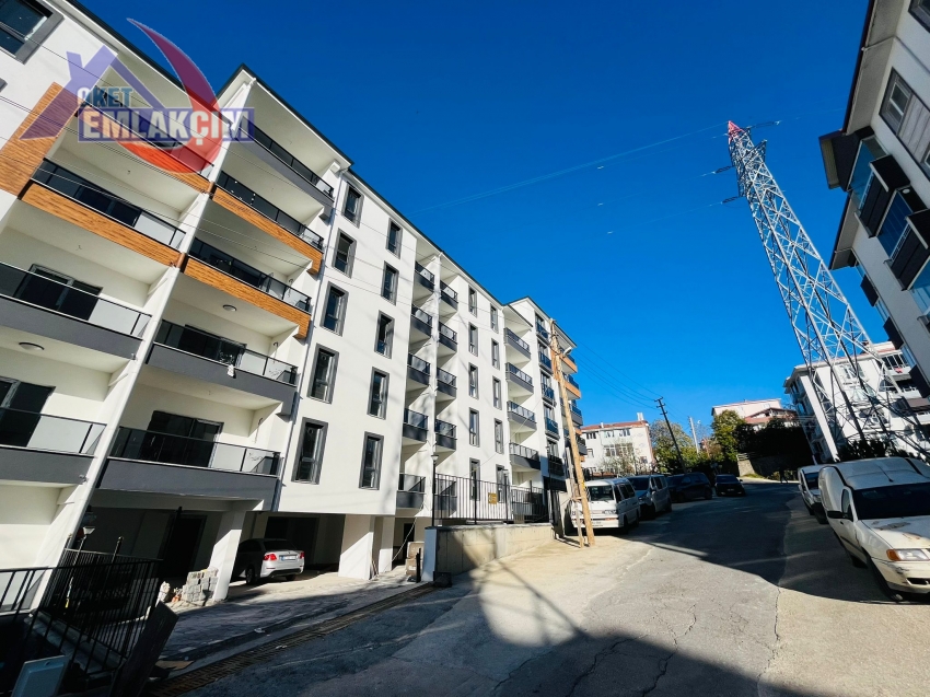 BAĞLIK MAH AÇIK HAVUZA SAHİP 2+1 LÜKS DAİRE