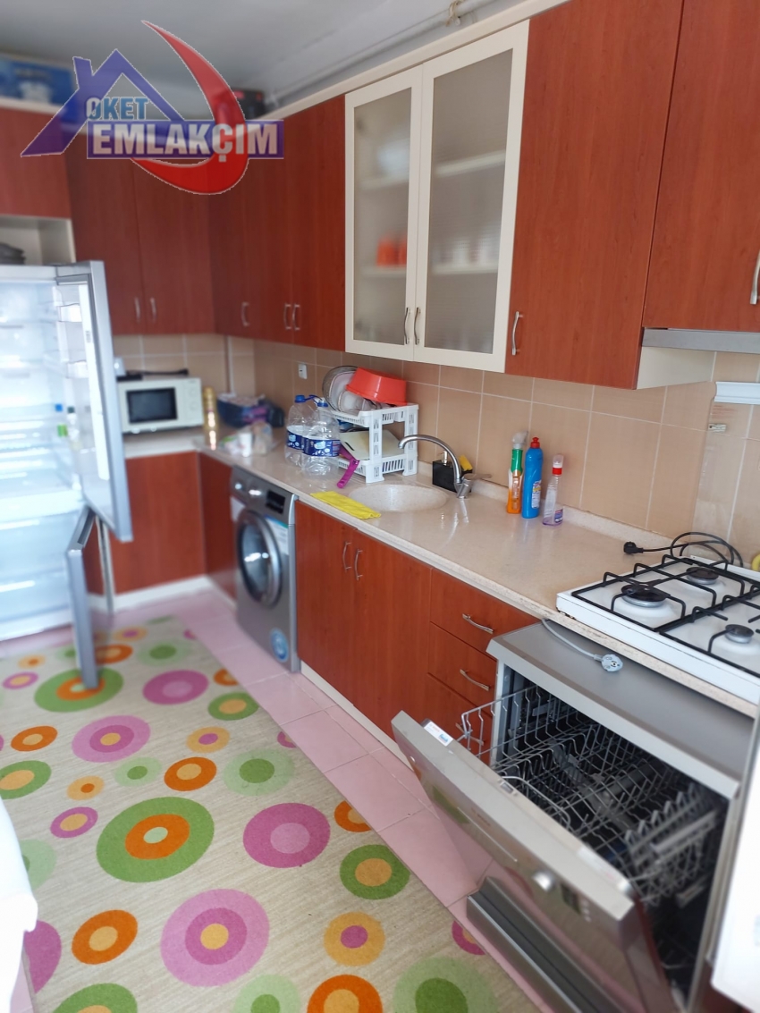 DIŞ ÇEŞME MEVKİNDE EŞYALI KİRALIK 3+1 DAİRE
