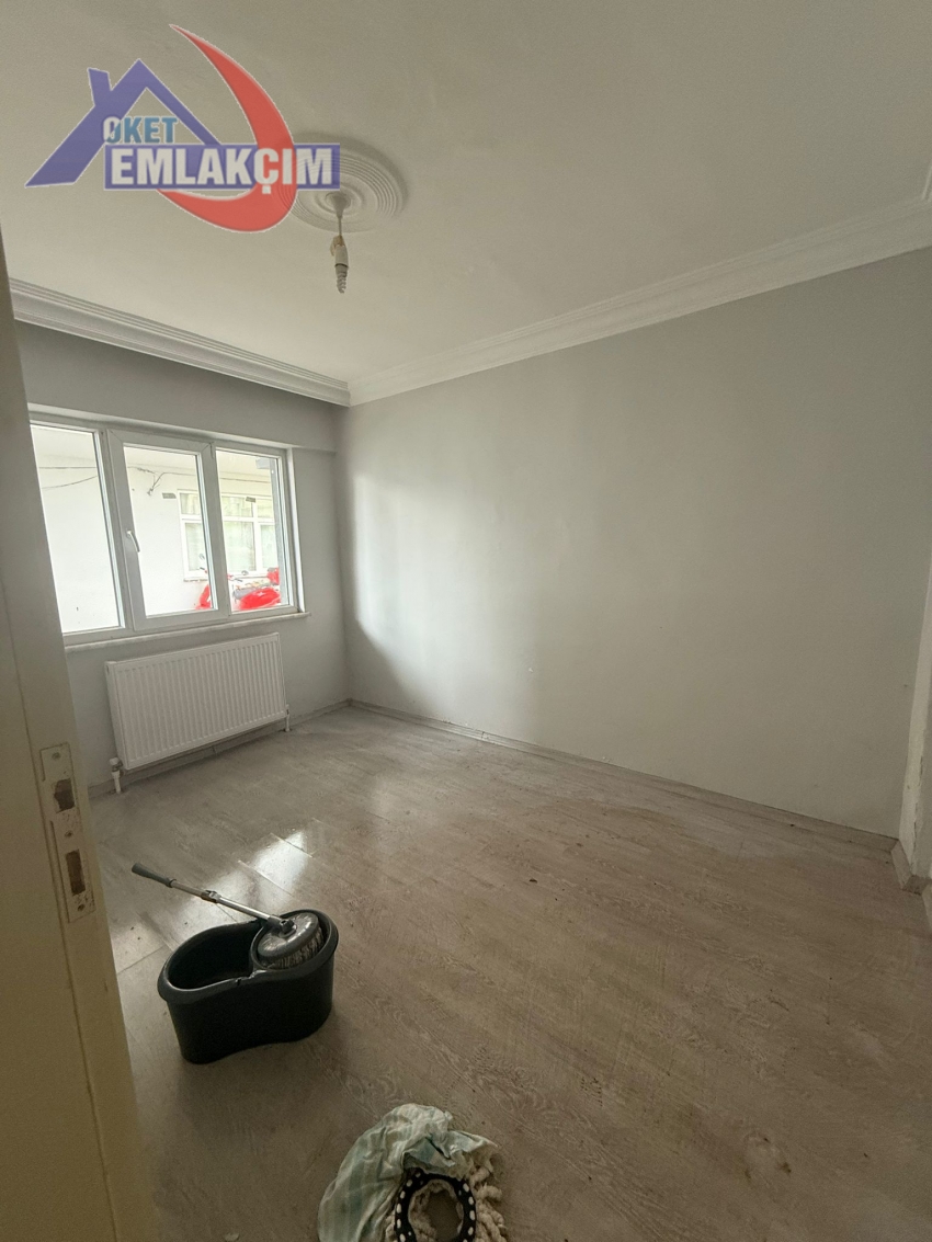 KIŞLA MEVKİNDE İŞÇİLER İÇİN UYGUN KİRALIK BİNA