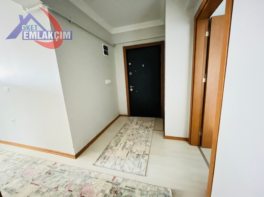 FAKÜLTE MEVKİİ EŞYALI 1+1 KİRALIK DAİRE