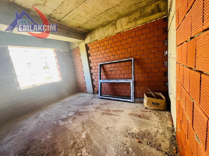 DAĞ EVLERİ MEVKİNDE 1+1 SATILIK FIRSAT DAİRE