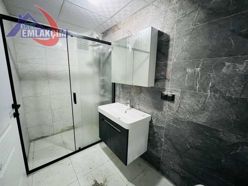 KEPEZ MAH ÇETİN EMEÇTE 1+1 KİRALIK SIFIR DAİRE