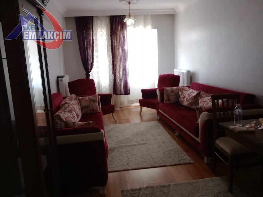 DIŞ ÇEŞME MEVKİNDE EŞYALI KİRALIK 3+1 DAİRE