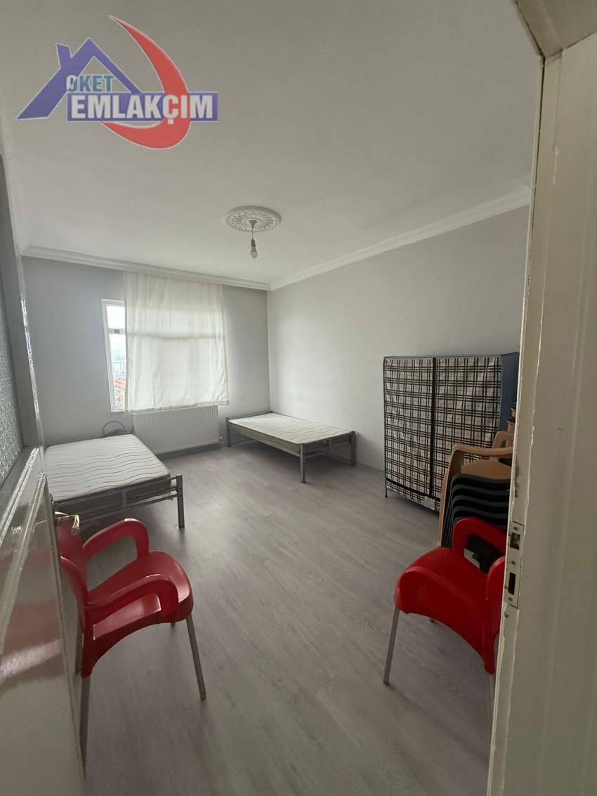 KIŞLA MEVKİNDE İŞÇİLER İÇİN UYGUN KİRALIK BİNA