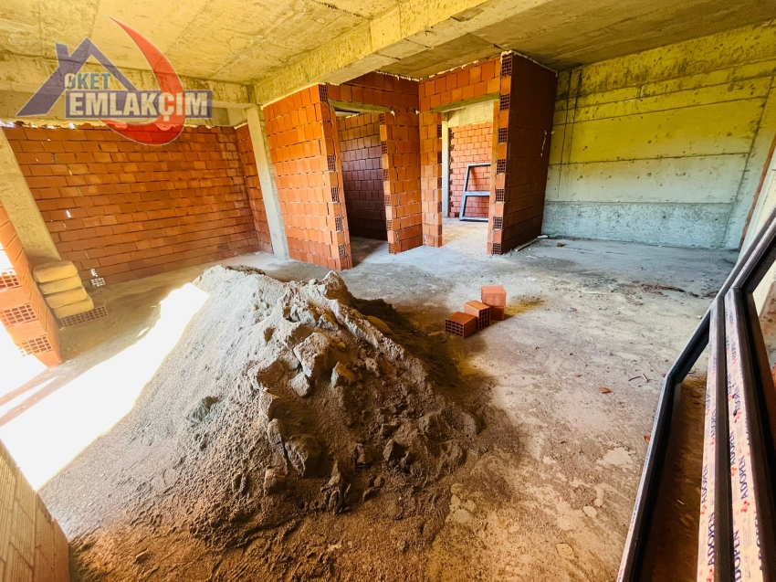 DAĞ EVLERİ MEVKİNDE 1+1 SATILIK FIRSAT DAİRE