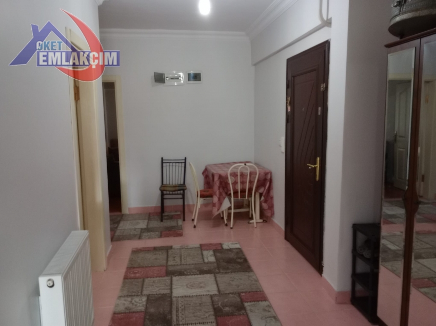 DIŞ ÇEŞME MEVKİNDE EŞYALI KİRALIK 3+1 DAİRE