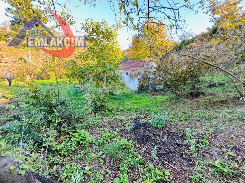 KANDİLLLİ AÇIK HAVA SOKAKTA SATILIK ARSA