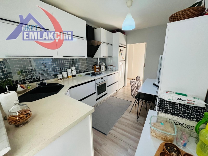 EMLAKÇIM OKET’TEN PARK MAZARADA SATILIK 3+1 