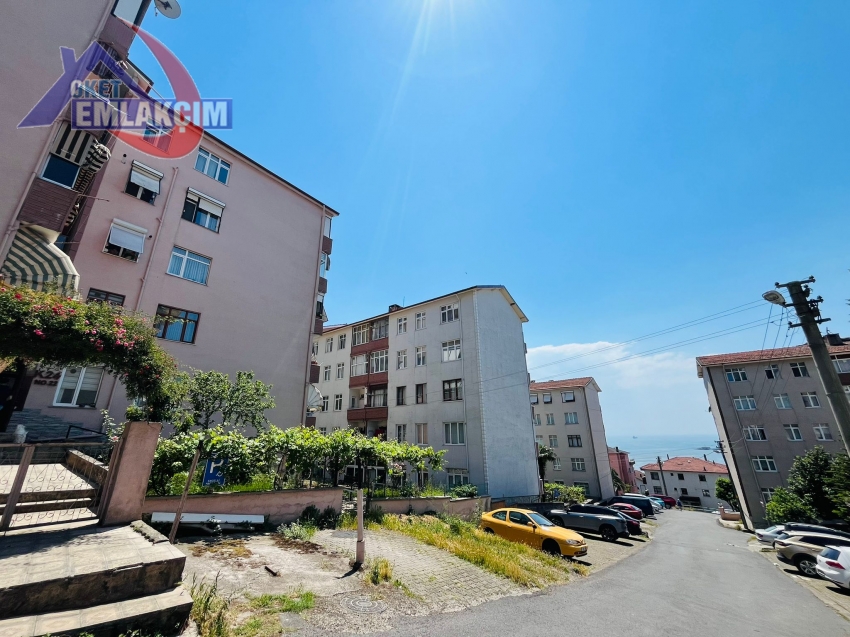 AKARCADA SİTE İÇERİSİNDE SATILIK 3+1 DAİRE