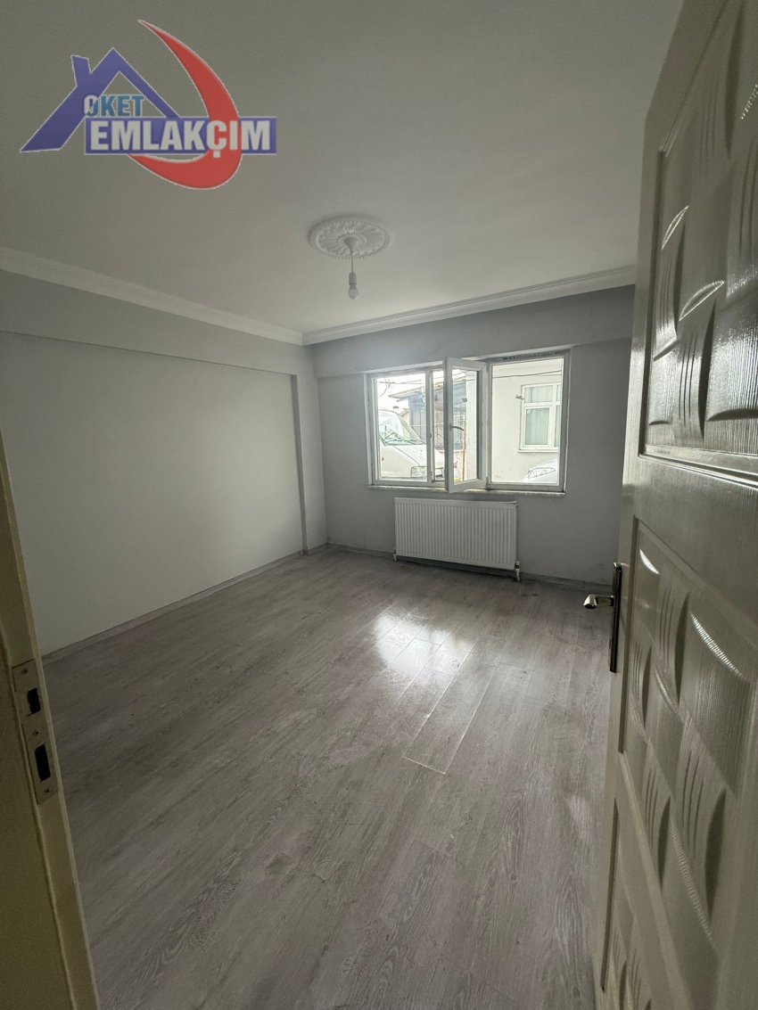 KIŞLA MEVKİNDE İŞÇİLER İÇİN UYGUN KİRALIK BİNA