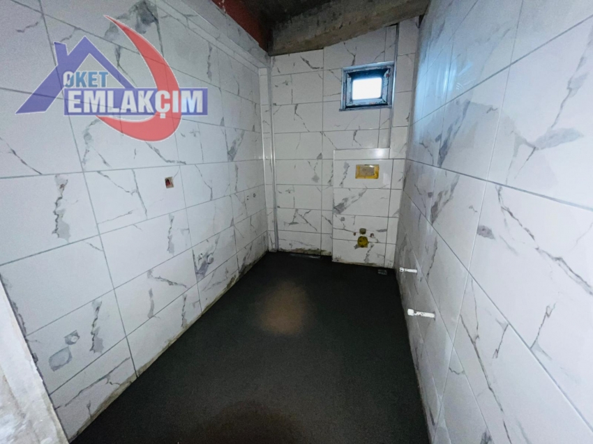 KEPEZ UYUYAN GÜZEL MEVKİNDE SATILIK SIFIR 1+1 DAİR