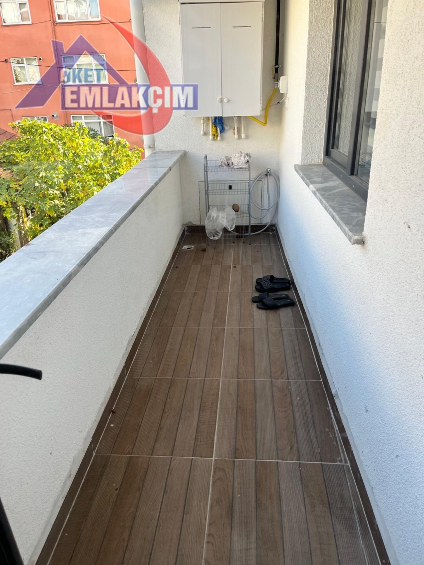 ERDEMİR CAD. ÜSTÜ FULL EŞYALI 2+1 KİRALIK DAİRE