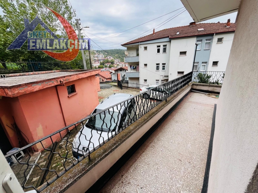 KAVAKLIK MAHALLESİNDE 3+1 KİRALIK DAİRE