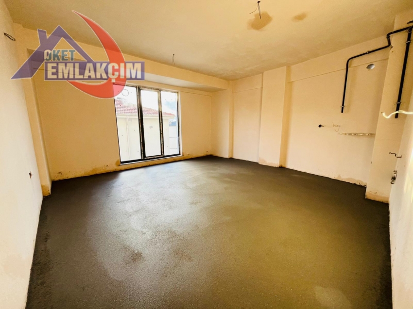 KEPEZ UYUYAN GÜZEL MEVKİNDE SATILIK SIFIR 1+1 DAİR