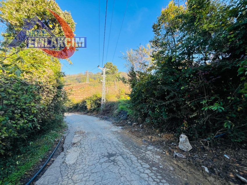 KANDİLLLİ AÇIK HAVA SOKAKTA SATILIK ARSA