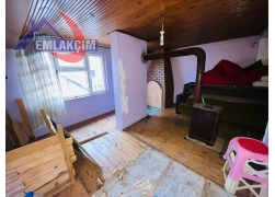 KAVAKLIK MAHALLESİNDE ANAYOLA 100M MESAFEDE SATILI