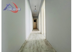 AKARCADA SİTE İÇERİSİNDE SATILIK 3+1 DAİRE