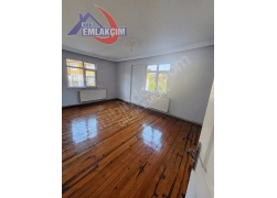 KAVAKLIK MAHALLESİNDE ANAYOLA 100M MESAFEDE SATILI