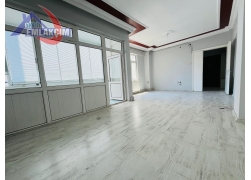 AKARCADA SİTE İÇERİSİNDE SATILIK 3+1 DAİRE