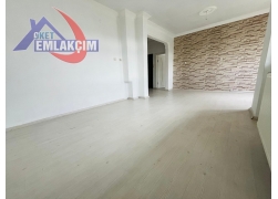 KAVAKLIK MAHALLESİNDE 3+1 KİRALIK DAİRE