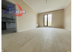 FAKÜLTE MEVKİNDE YATIRIMA UYGUN SIFIR 1+1 SATILIK 