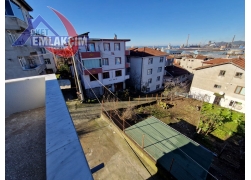 KIŞLA MEVKİNDE İŞÇİLER İÇİN UYGUN KİRALIK BİNA