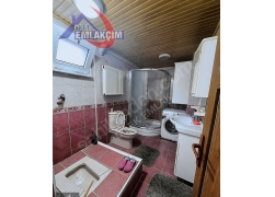 KAVAKLIK MAHALLESİNDE ANAYOLA 100M MESAFEDE SATILI