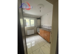 KIŞLA MEVKİNDE İŞÇİLER İÇİN UYGUN KİRALIK BİNA