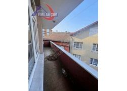 KAVAKLIK MAHALLESİNDE ANAYOLA 100M MESAFEDE SATILI