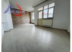 KAVAKLIK MAHALLESİNDE 3+1 KİRALIK DAİRE