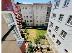 AKARCADA SİTE İÇERİSİNDE SATILIK 3+1 DAİRE