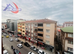 ERDEMİR CADDESİ ÜZERİNDE 3+1 KİRALIK DAİRE