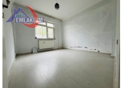 KAVAKLIK MAHALLESİNDE 3+1 KİRALIK DAİRE