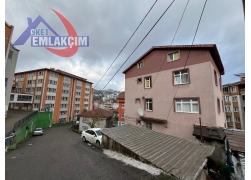 KAVAKLIK MAHALLESİNDE ANAYOLA 100M MESAFEDE SATILI